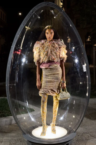 Look 35